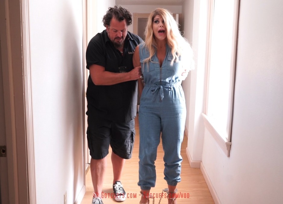Cariissa Arrested By Bounty Hunters Part#1