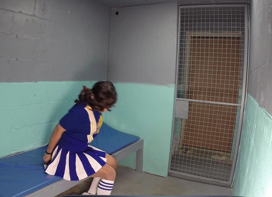 Sahrye: Cheerleader Busted Part#2