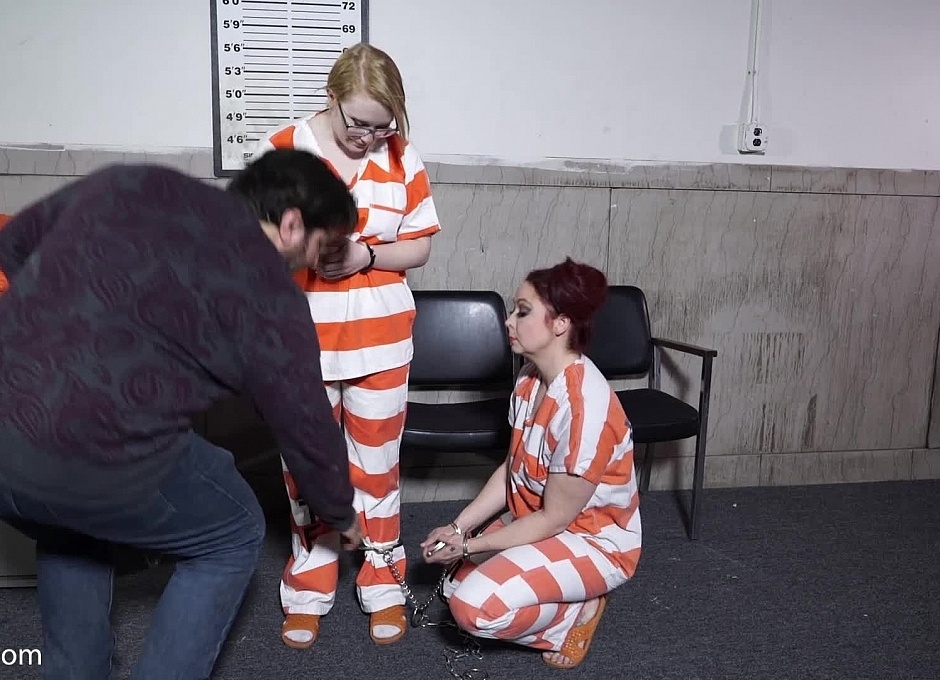 Izzy And Cherry Transported
